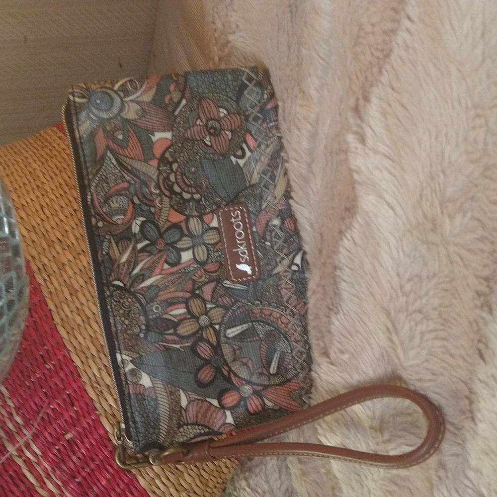 Sakroots wristlet
